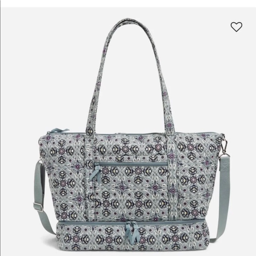 Vera Bradley Deluxe Travel Tote bag